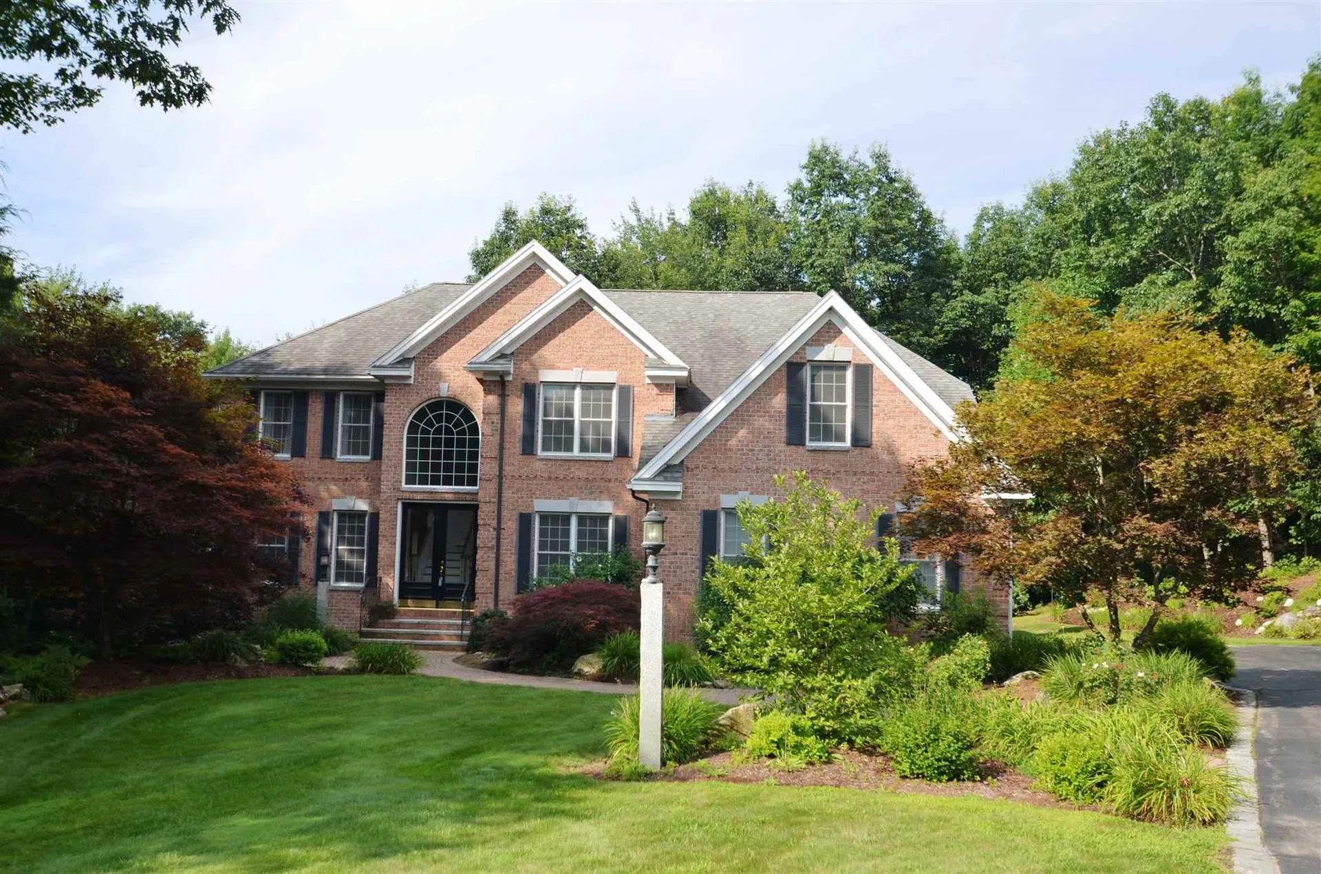 9 Bartlett Drive Bedford NH 03110