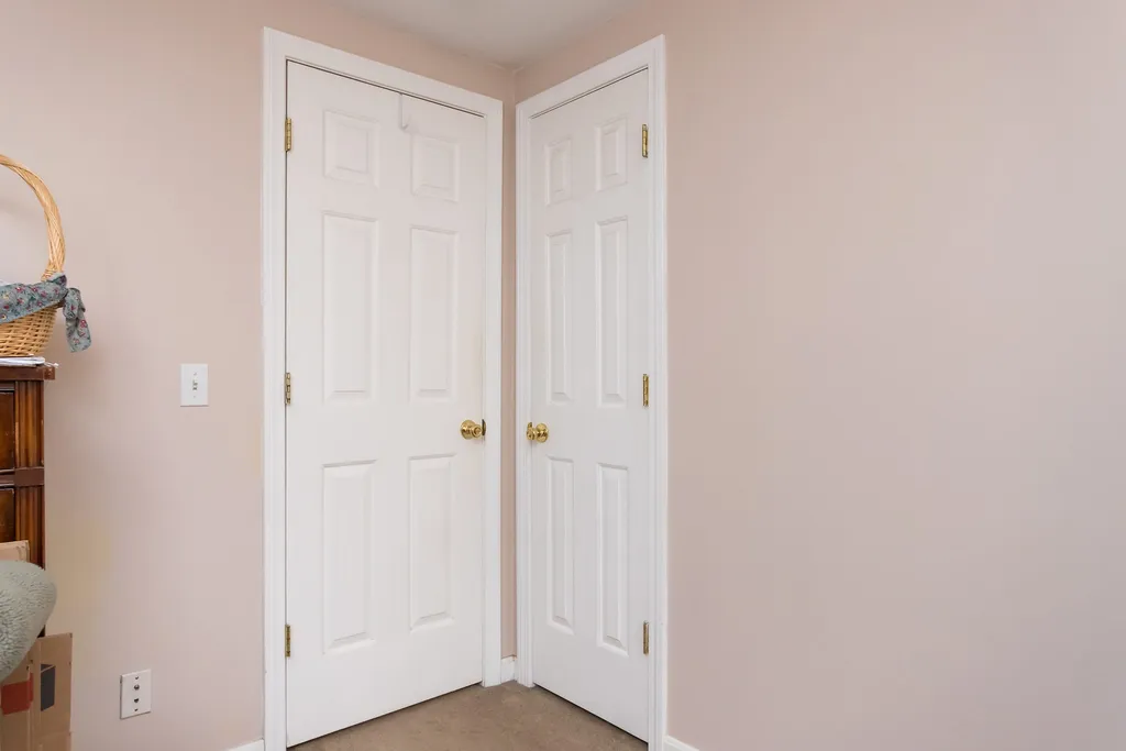 7 Sandy Lane Dover NH 03820