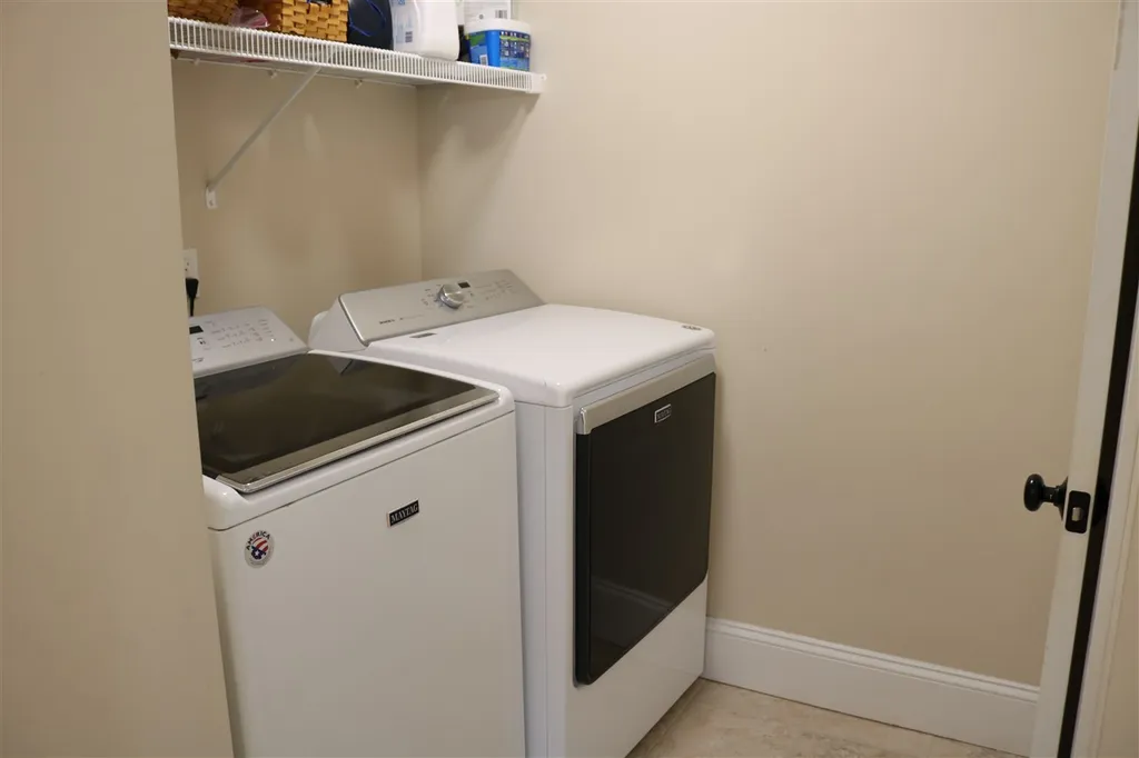 211 Emerald Lane Dover NH 03820