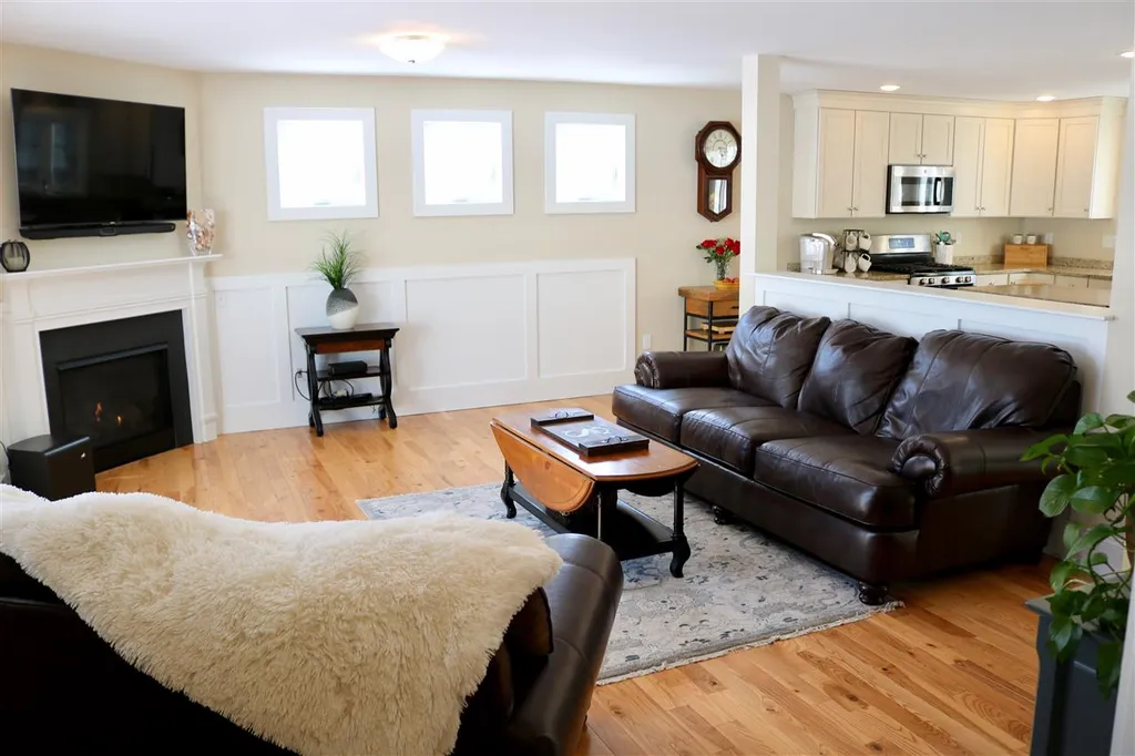 211 Emerald Lane Dover NH 03820
