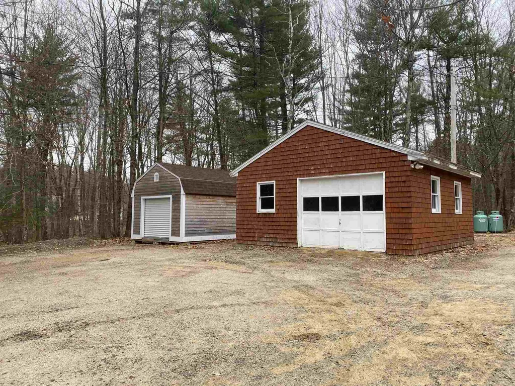 159 Four Rod Road Rochester NH 03867