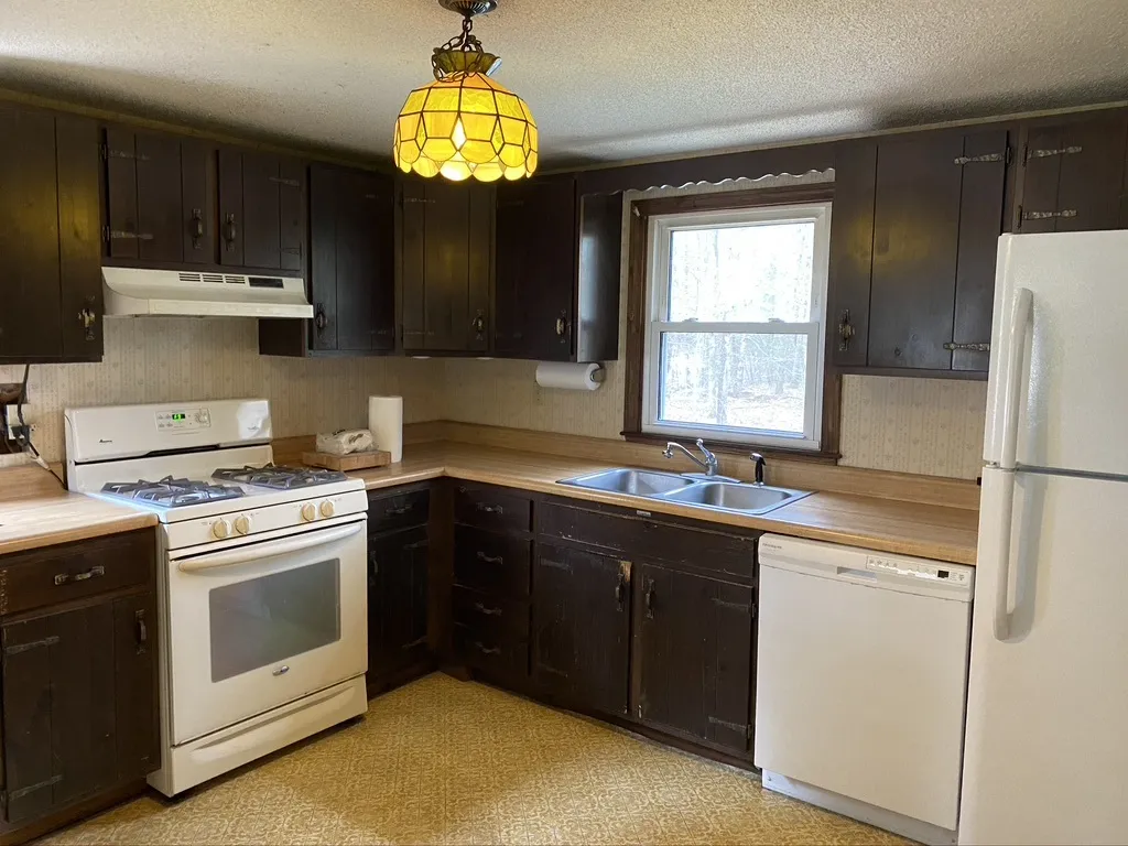 159 Four Rod Road Rochester NH 03867