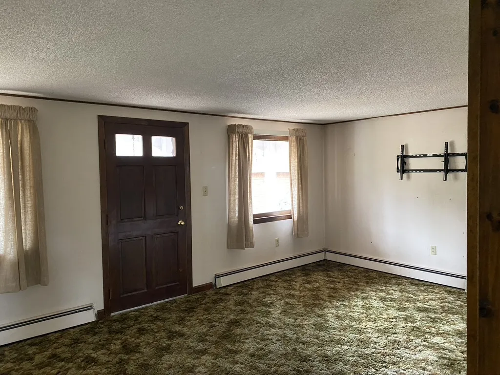 159 Four Rod Road Rochester NH 03867