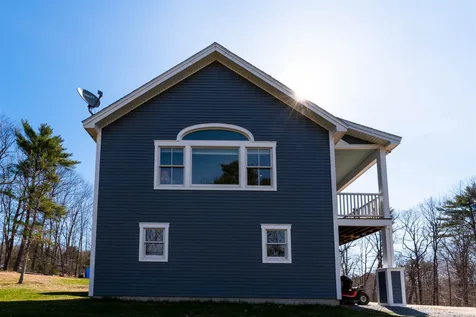 5 Mudgett Avenue Meredith NH 03253