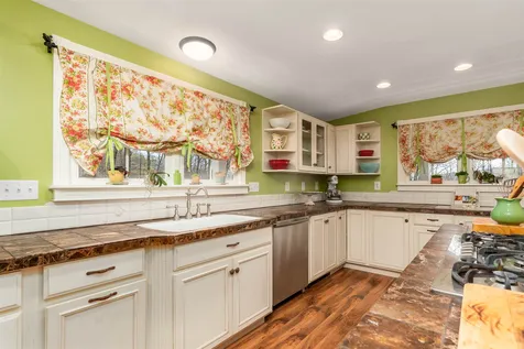 5 Mudgett Avenue Meredith NH 03253