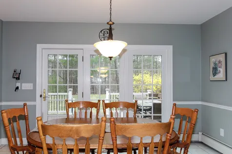 9 Manasquan Circle Londonderry NH 03053
