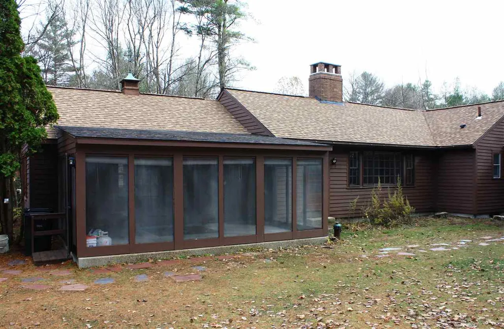 3 Winding Brook Road Goffstown NH 03045