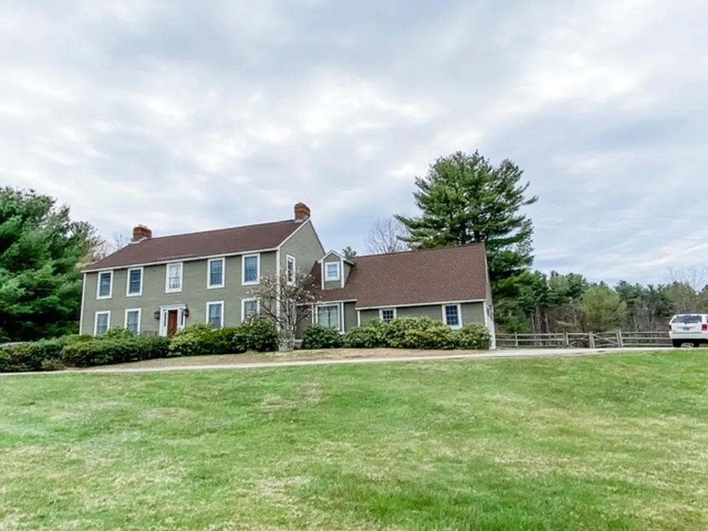 101 N Lowell Road Windham NH 03087