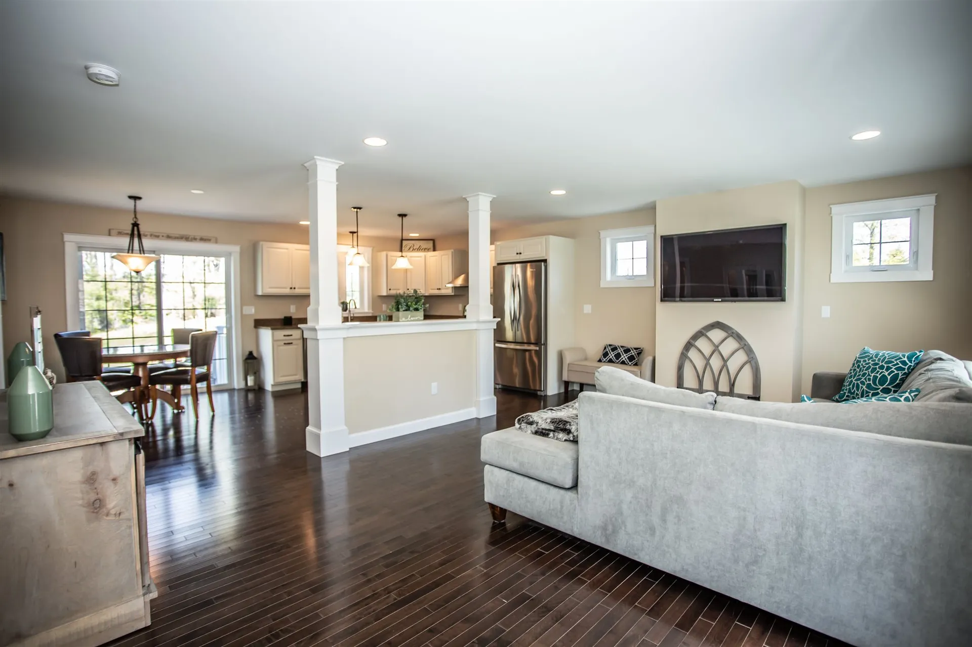 14 Calla Road Londonderry NH 03053