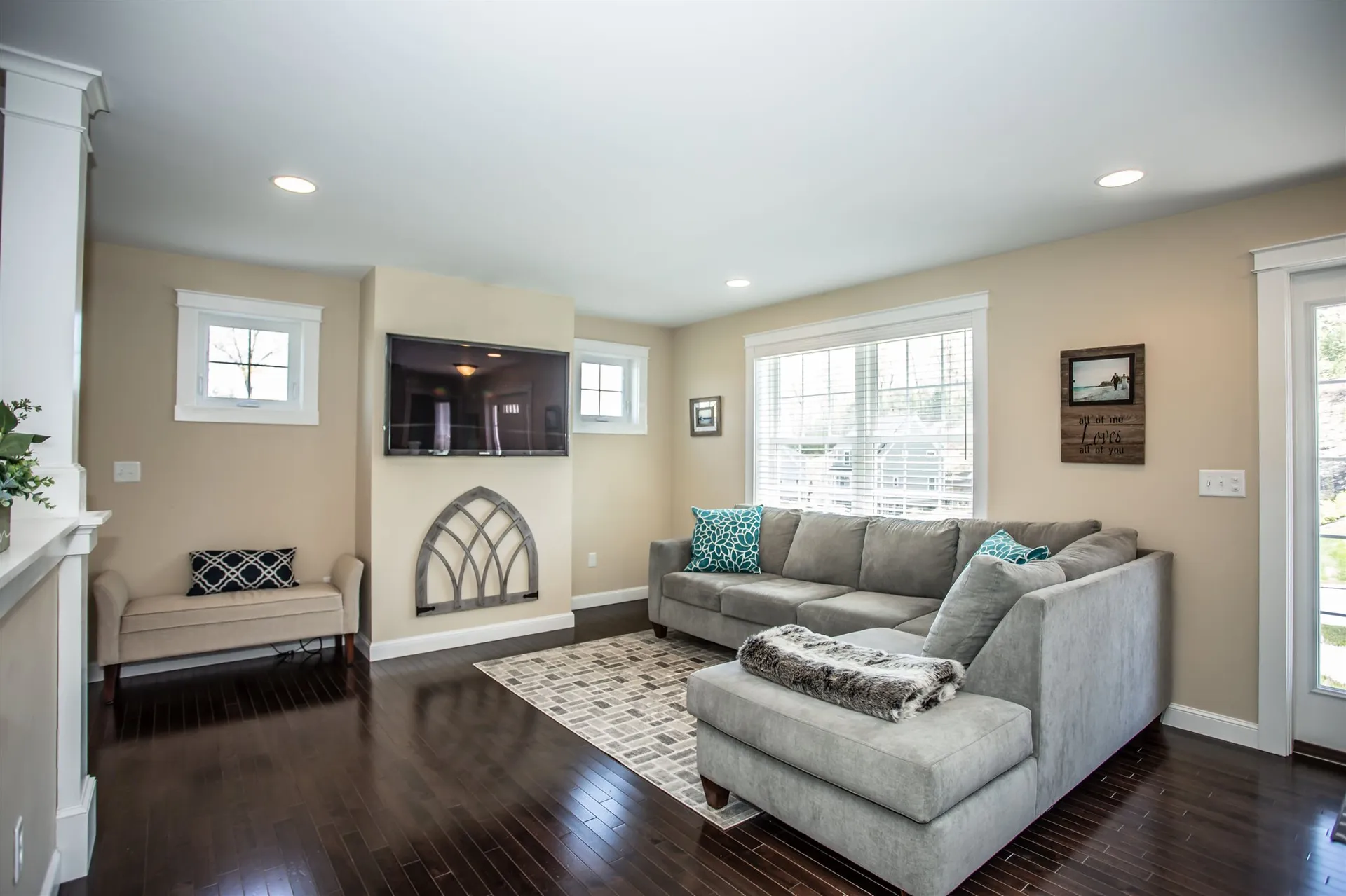 14 Calla Road Londonderry NH 03053