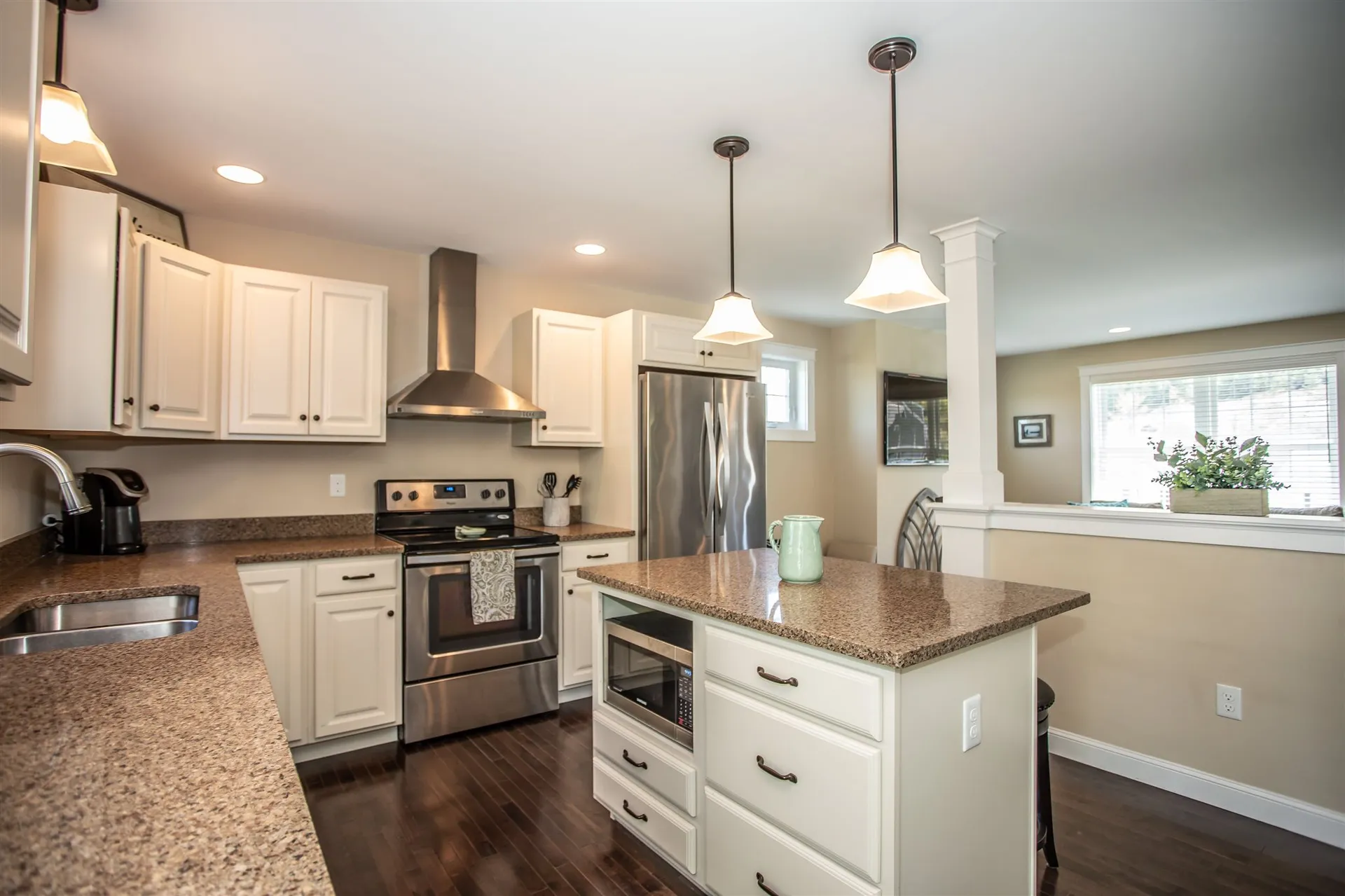 14 Calla Road Londonderry NH 03053