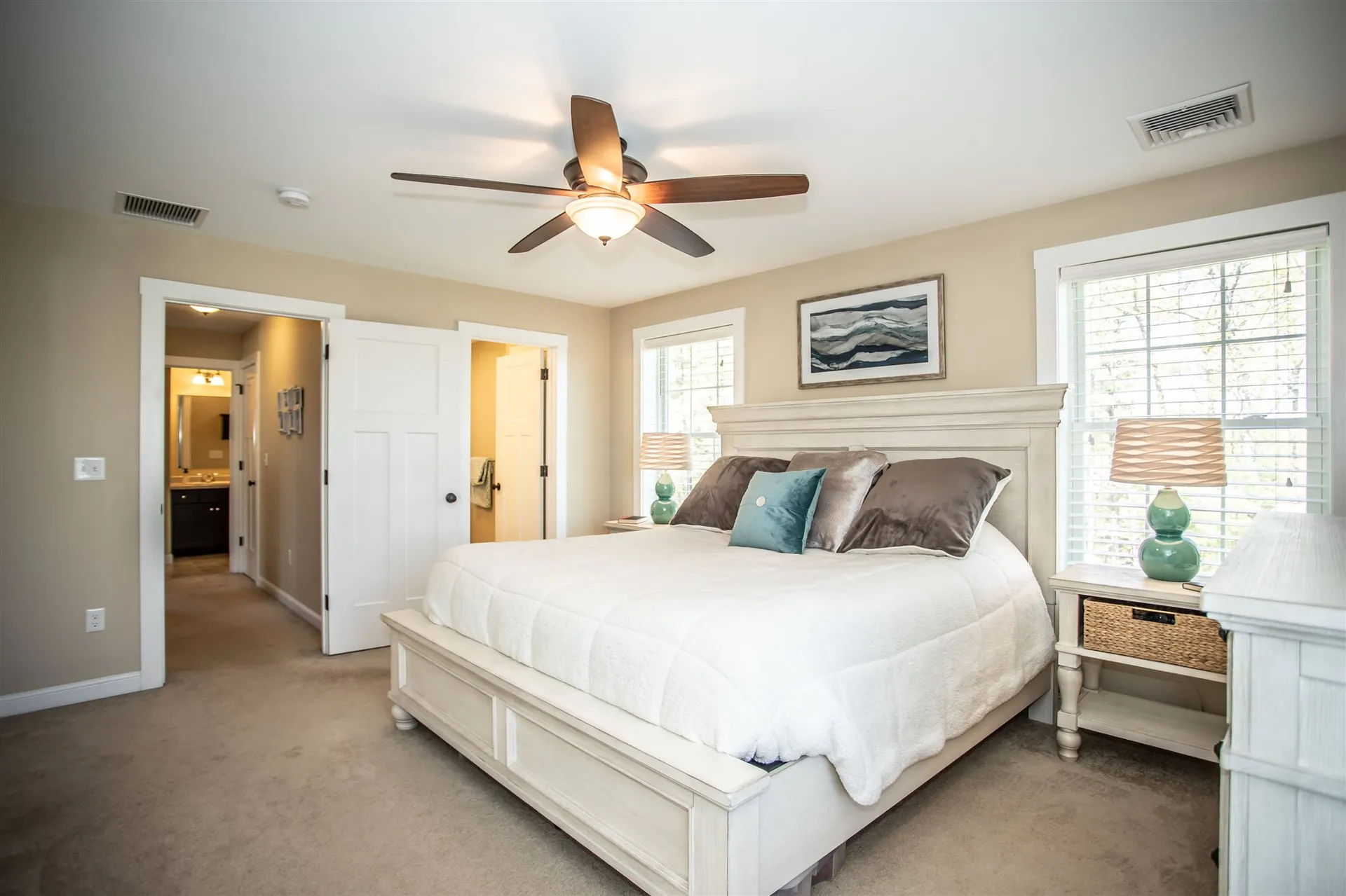 14 Calla Road Londonderry NH 03053