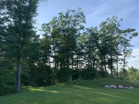 14 Calla Road Londonderry NH 03053