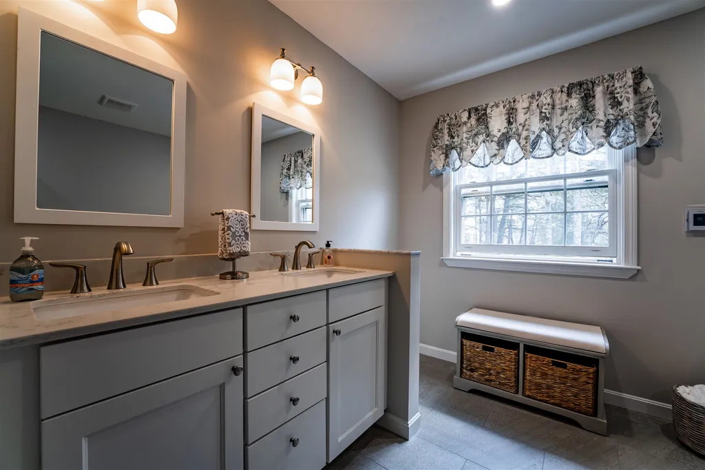 141 Crossfield Drive Colchester VT 05446