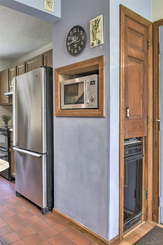 10 Malcolm Drive Surry NH 03431