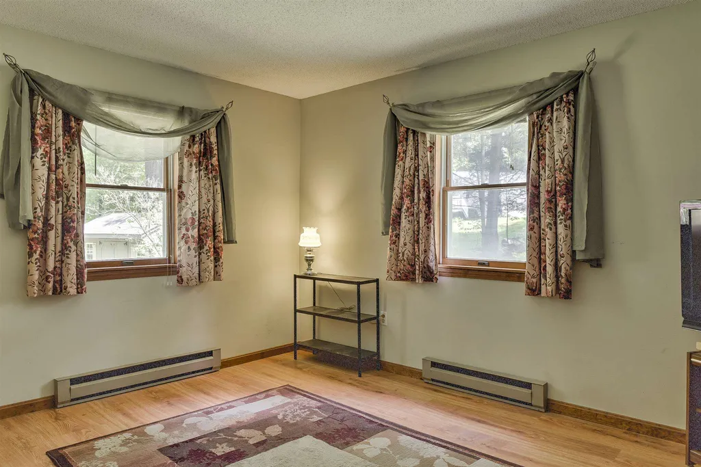 10 Malcolm Drive Surry NH 03431