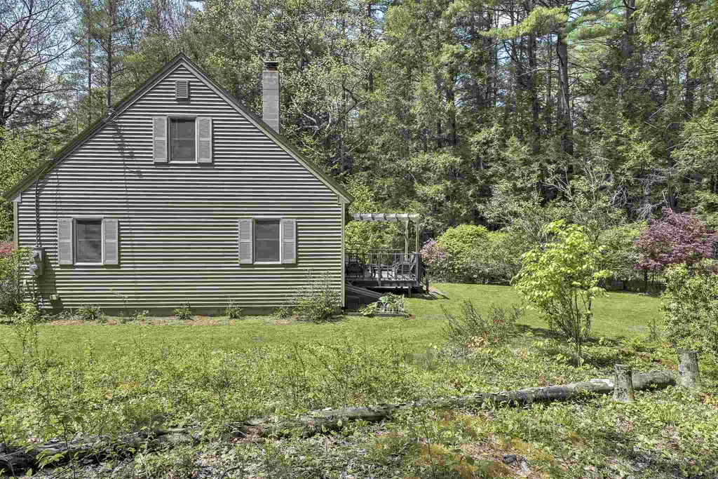 10 Malcolm Drive Surry NH 03431