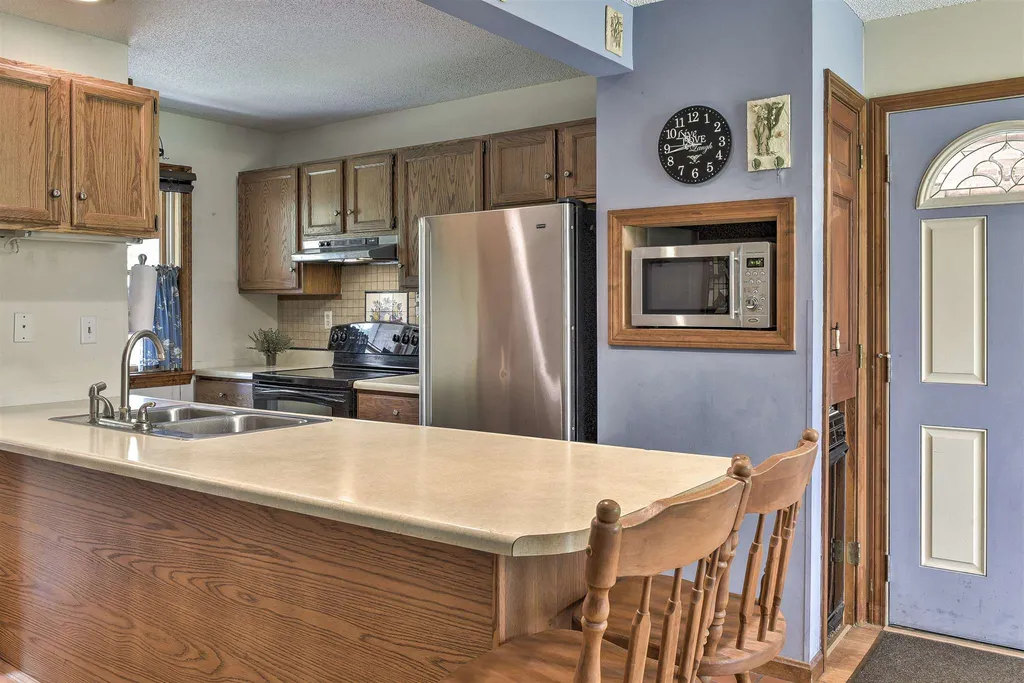 10 Malcolm Drive Surry NH 03431