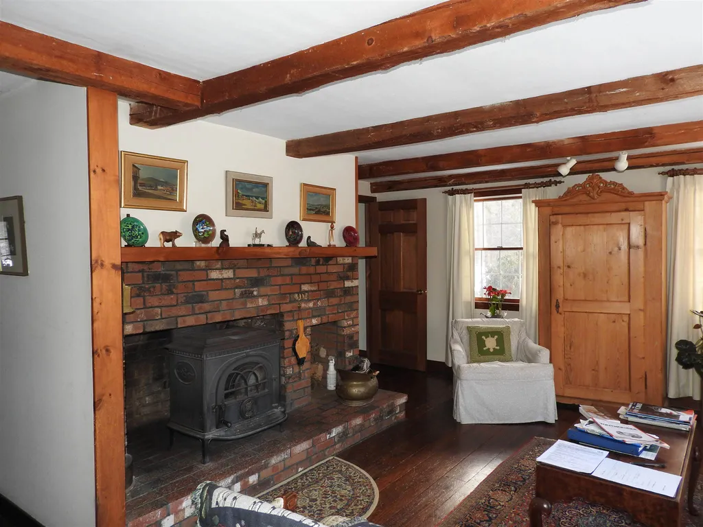 58 Baldwin Road Deering NH 03244