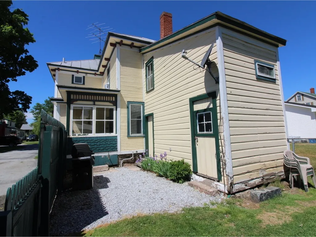 23 Greenwich Street Swanton VT 05488