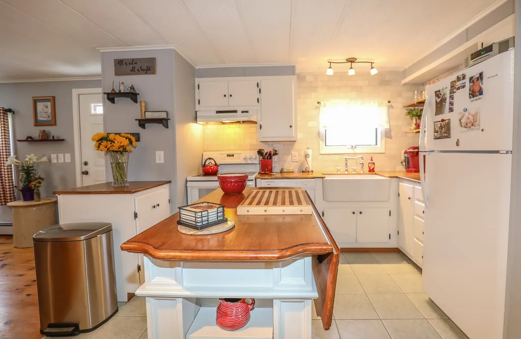 7 Randlett Street Concord NH 03303