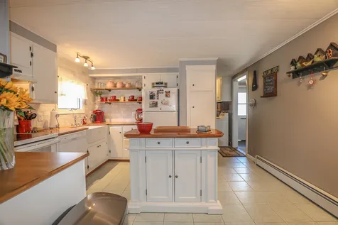 7 Randlett Street Concord NH 03303