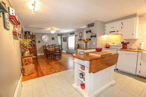 7 Randlett Street Concord NH 03303