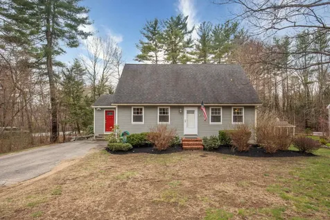 13 Hersey Lane Newmarket NH 03857