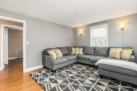 13 Hersey Lane Newmarket NH 03857
