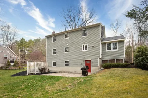 13 Hersey Lane Newmarket NH 03857