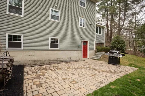 13 Hersey Lane Newmarket NH 03857