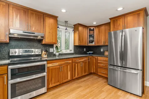 13 Hersey Lane Newmarket NH 03857