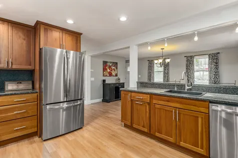 13 Hersey Lane Newmarket NH 03857