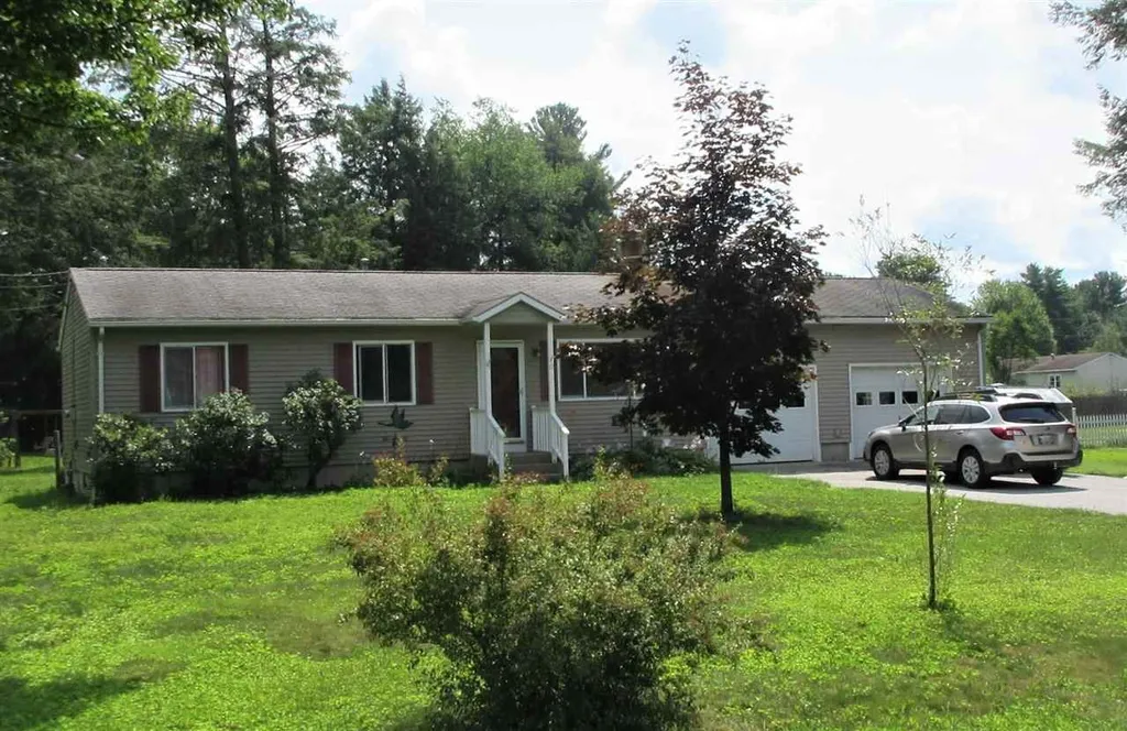 40 Woodcrest Circle Milton VT 05468