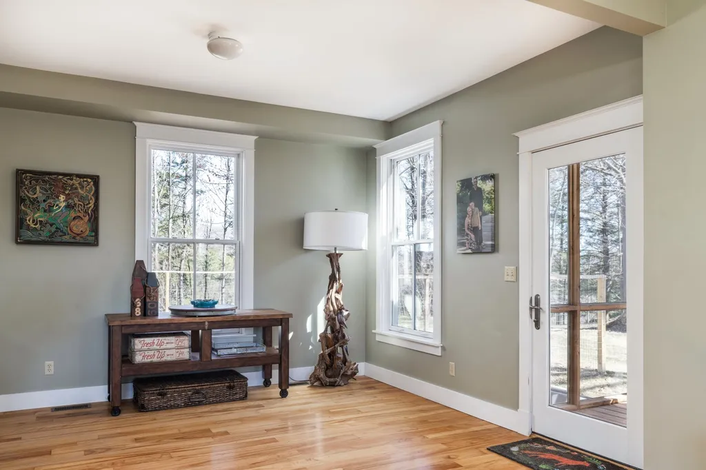 6659 Spear Street Charlotte VT 05445