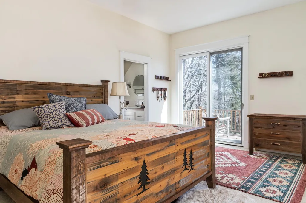 6659 Spear Street Charlotte VT 05445
