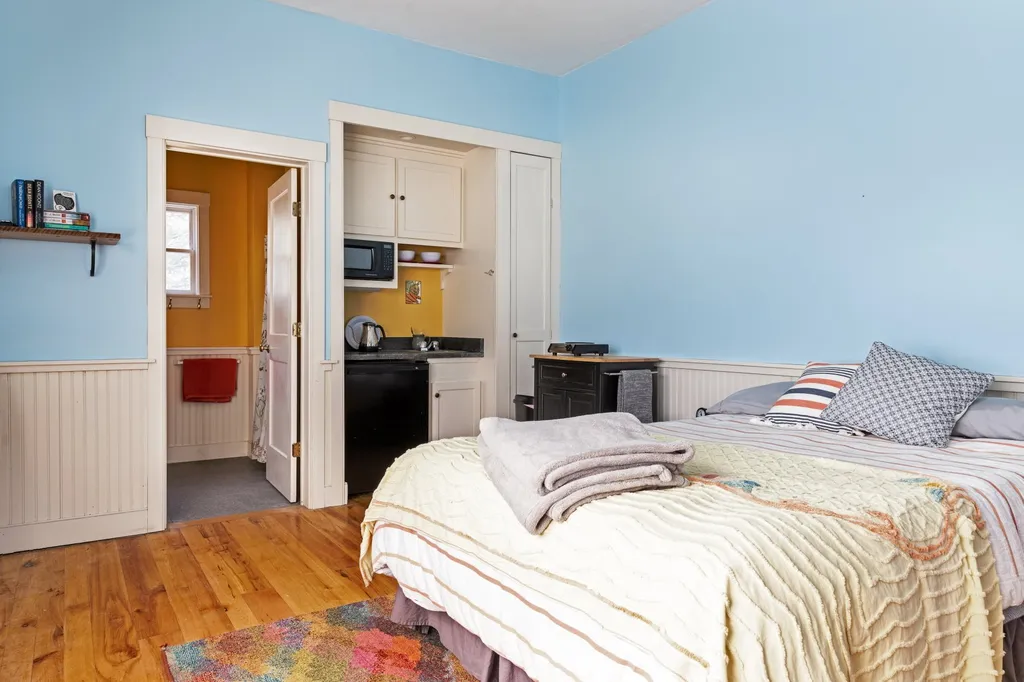 6659 Spear Street Charlotte VT 05445