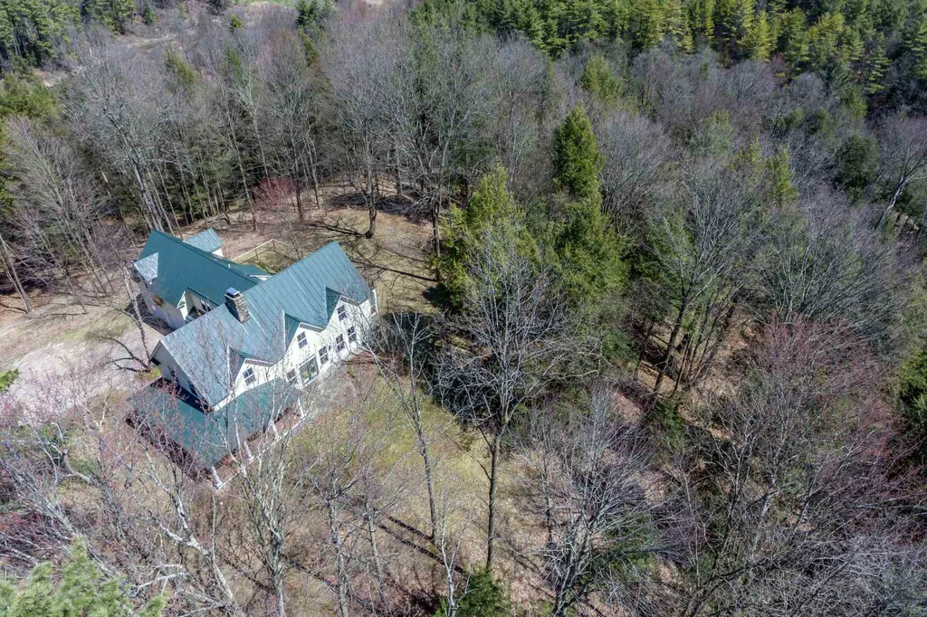 6659 Spear Street Charlotte VT 05445