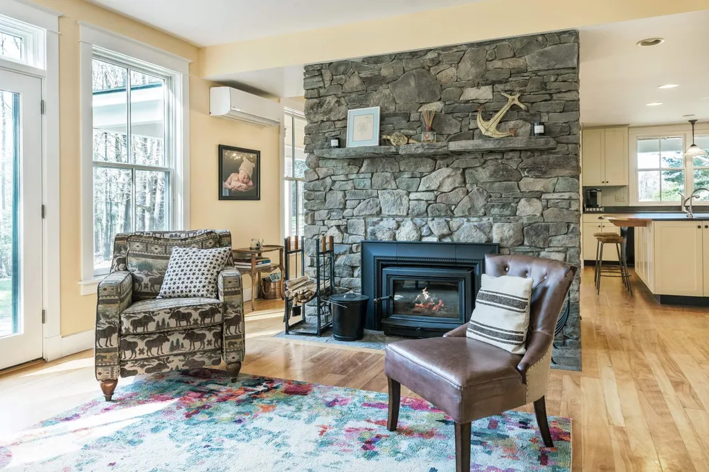 6659 Spear Street Charlotte VT 05445