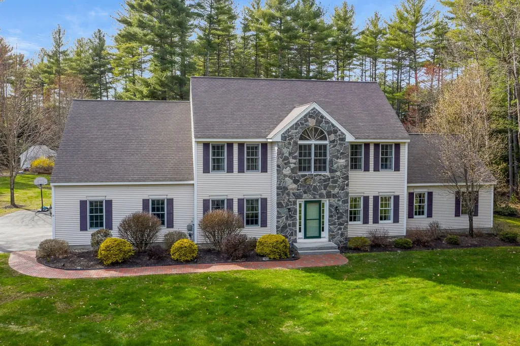 13 Iron Works Lane Hollis NH 03049-6447