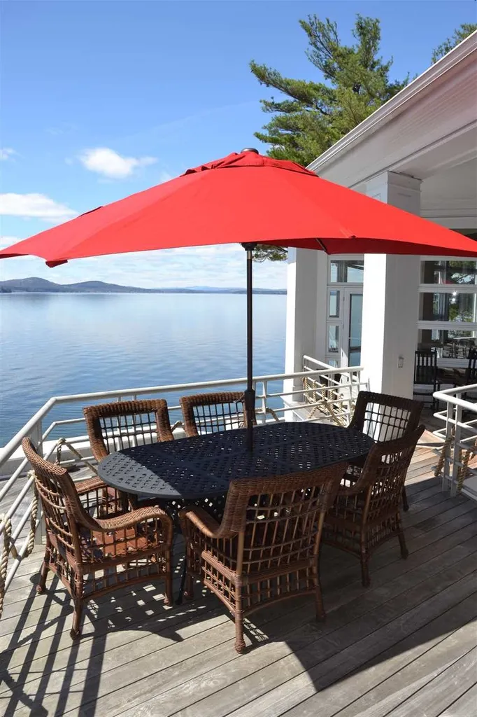 27 Umbrella Point Wolfeboro NH 03894