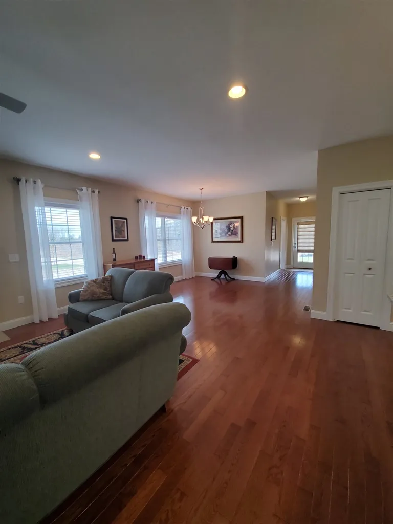 42 Cielo Drive Dover NH 03820
