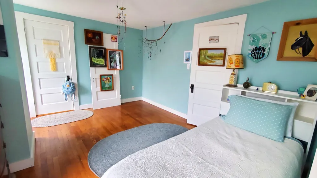 92 Belknap Street Laconia NH 03246