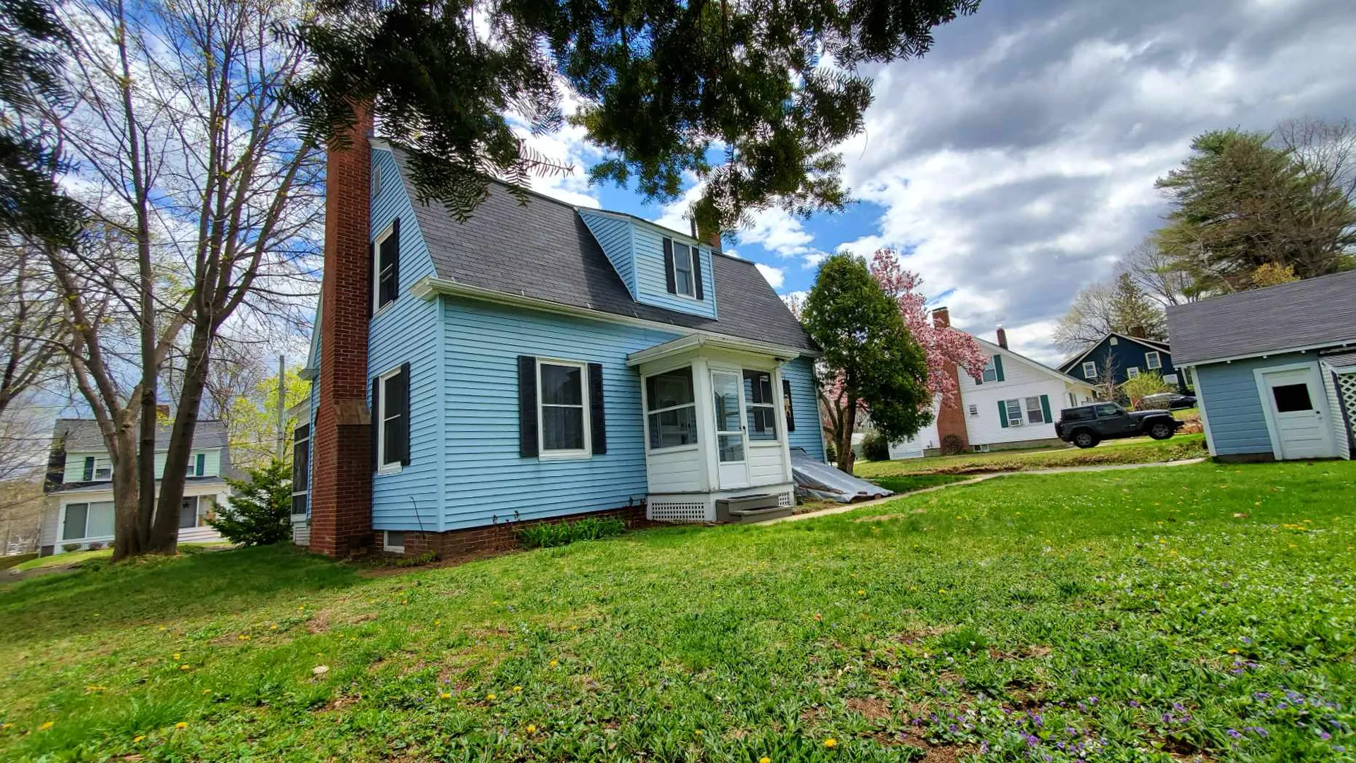 92 Belknap Street Laconia NH 03246