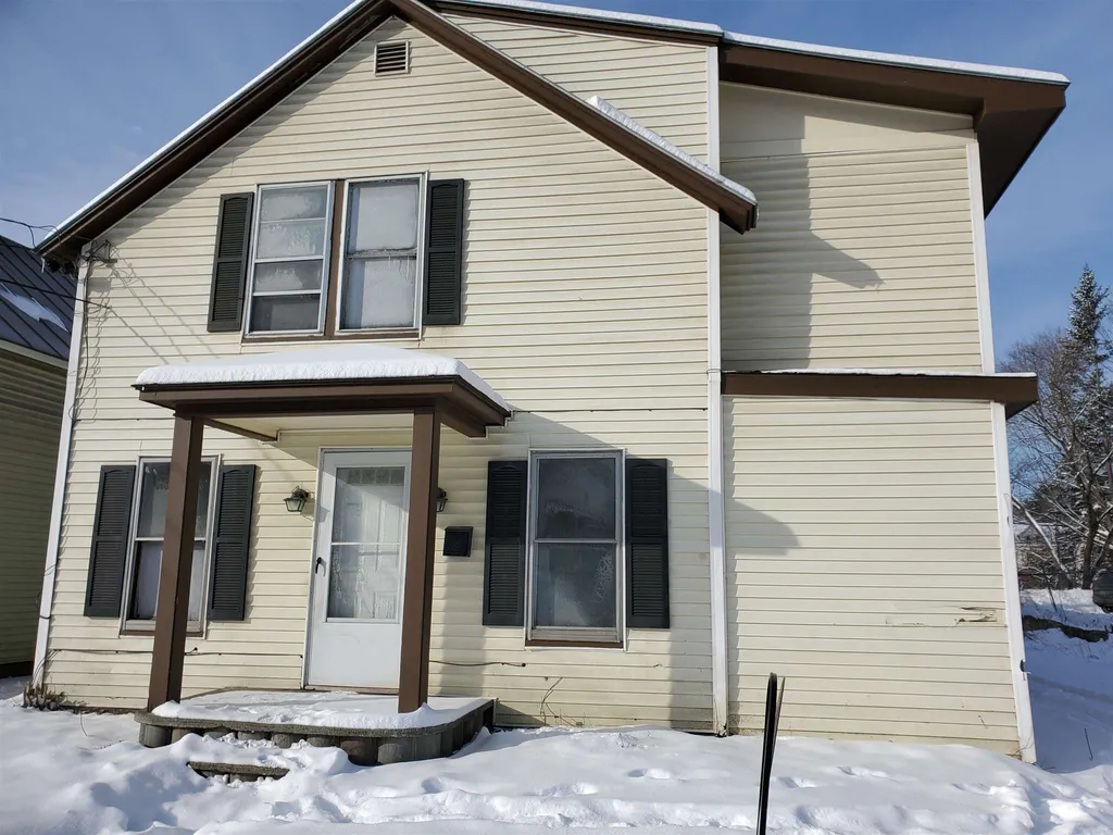 42 Maple Avenue Barre City VT 05641