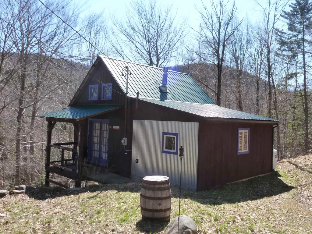 1962 German Flats Road Fayston VT 05673