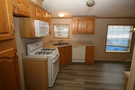 3 Darlene Lane Litchfield NH 03052
