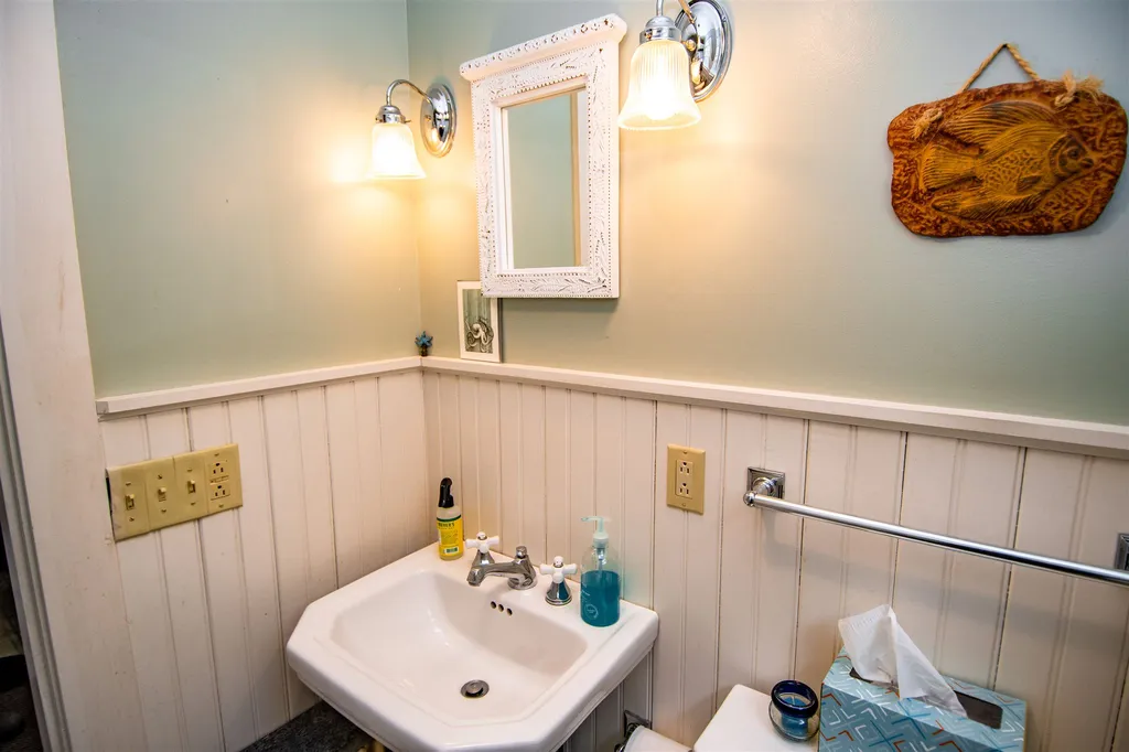 406 South Winooski Avenue Burlington VT 05401