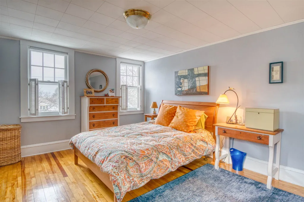 406 South Winooski Avenue Burlington VT 05401