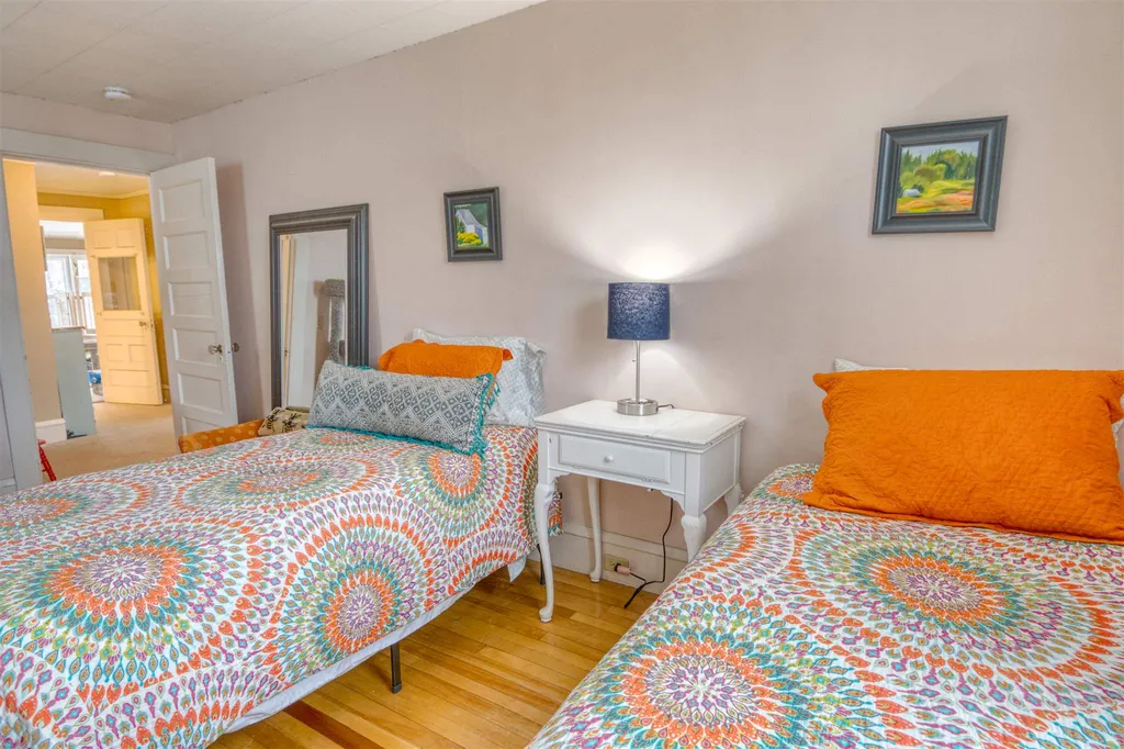 406 South Winooski Avenue Burlington VT 05401